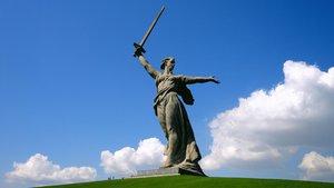 Cities_Monument_Motherland_in_Volgograd_095697_.jpg